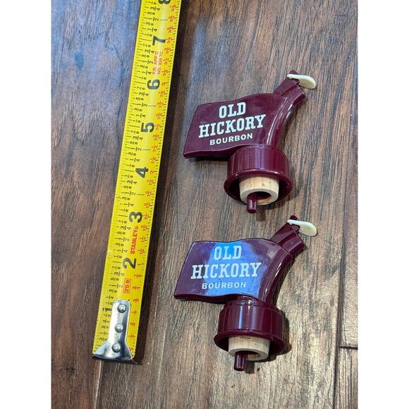 Vintage Old Hickory Whiskey Kentucky Bourbon Pourer Cork Flip top Pour approx 3" - Picture 3 of 4